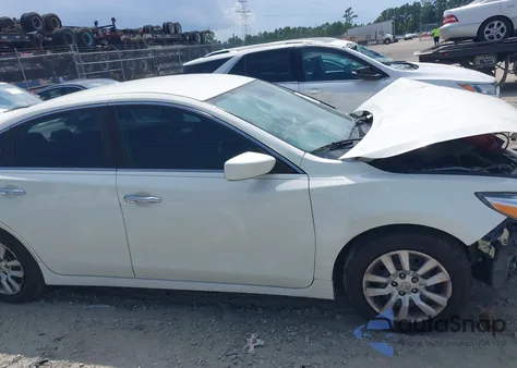 2016 Nissan Altima 2.5 S из США, поврежденный, VIN 1N4AL3AP7GC242839